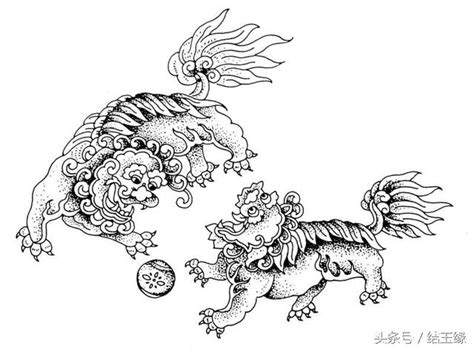 雙獅戲球意思|和田玉筆筒雙獅戲球